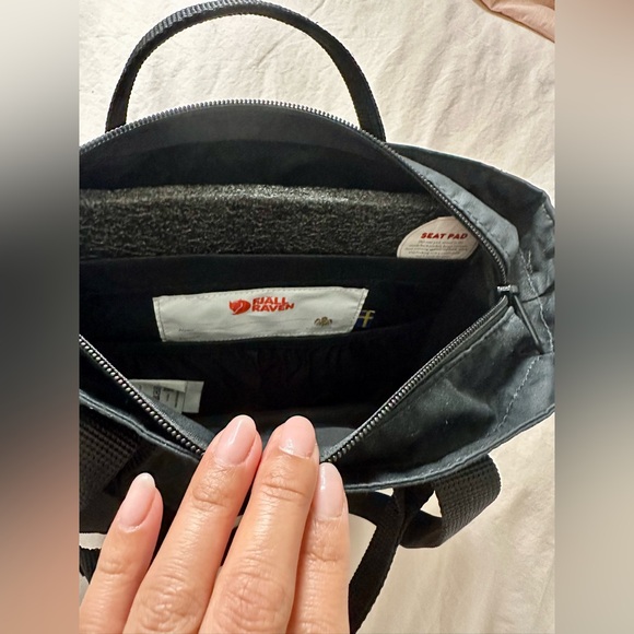 NWT KÅNKEN TOTEPACK - Black Fjällräven’s - Picture 6 of 7